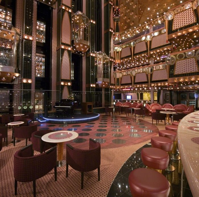 Entertainment on Carnival Splendor